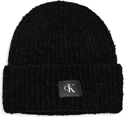 Czapka zimowa damska elegancka Calvin Klein Jeans ze sklepu: Gomez Fashion Store w kategorii: Czapki zimowe damskie - zdjęcie 874714-BD9-10338_CJ245W000006A81