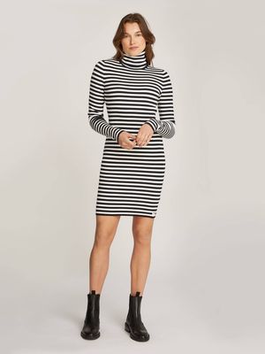 Sukienka casual Calvin Klein Jeans ze sklepu: Gomez Fashion Store w kategorii: Sukienki - zdjęcie 874714-BD9-10338_CJ245W000104186