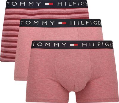 Majtki męskie z napisami Tommy Hilfiger ze sklepu: Gomez Fashion Store w kategorii: Majtki męskie - zdjęcie 874714-BD9-10338_TU245M000023H68
