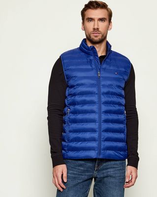 Kamizelka męska na jesień Tommy Hilfiger ze sklepu: Gomez Fashion Store w kategorii: Kamizelki męskie - zdjęcie 874714-BD9-10338_TH251M000106M69