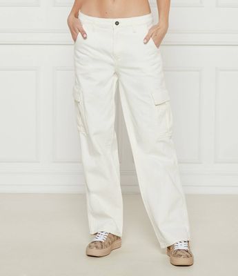 Guess Jeans - Jeansy damskie w miejskim stylu ze sklepu: Gomez Fashion Store w kategorii: Jeansy damskie - zdjęcie 874714-BD9-10338_GE252W000001T40