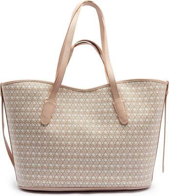 Shopper bag wakacyjna Coccinelle ze sklepu: Gomez Fashion Store w kategorii: Torby Shopper bag - zdjęcie 874714-BD9-10338_CL252W000035919