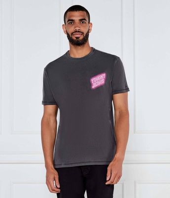 T-shirt męski na lato Tommy Jeans ze sklepu: Gomez Fashion Store w kategorii: T-shirty męskie - zdjęcie 874714-BD9-10338_TM254M000008D44