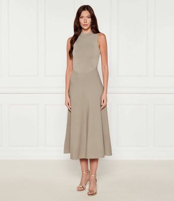 Sukienka Guess ze sklepu: Gomez Fashion Store w kategorii: Sukienki - zdjęcie 874714-BD9-10338_GJ254W000020M08