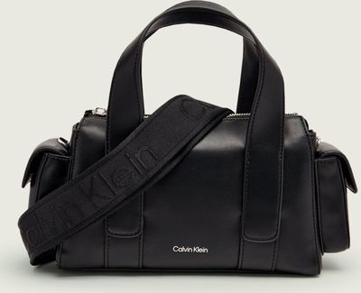 Kuferek na zimę Calvin Klein ze sklepu: Gomez Fashion Store w kategorii: Kuferki - zdjęcie 874714-BD9-10338_CK255W000080D85