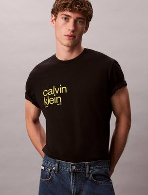 T-shirt męski w sportowym stylu Calvin Klein Jeans ze sklepu: Gomez Fashion Store w kategorii: T-shirty męskie - zdjęcie 874714-BD9-10338_CJ255M000072C64