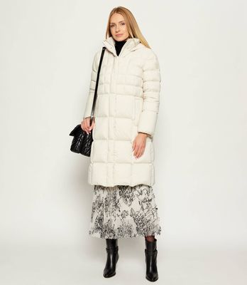Płaszcz damski Marc Cain ze sklepu: Gomez Fashion Store w kategorii: Płaszcze damskie - zdjęcie 874714-BD9-10338_CR255W000010182