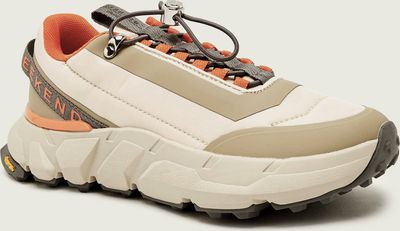 Buty sportowe damskie na zimę Weekend MaxMara ze sklepu: Gomez Fashion Store w kategorii: Buty sportowe damskie - zdjęcie 874714-BD9-10338_MW255W000086004