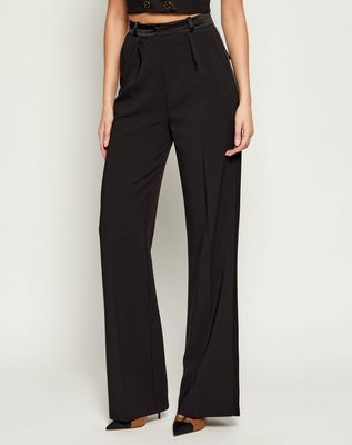 Spodnie damskie w stylu retro Elisabetta Franchi ze sklepu: Gomez Fashion Store w kategorii: Spodnie damskie - zdjęcie 874714-BD9-10338_EF255W000056110