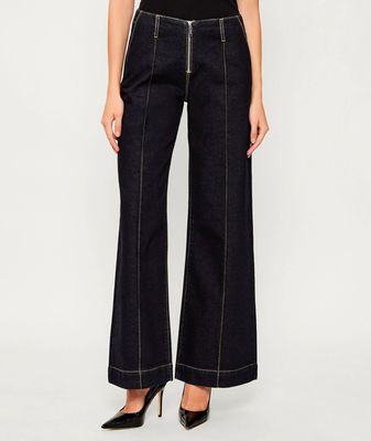 Jeansy damskie na wiosnę Karl Lagerfeld ze sklepu: Gomez Fashion Store w kategorii: Jeansy damskie - zdjęcie 874714-BD9-10338_KL255W000086506
