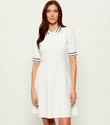 Armani Exchange - Sukienka ze sklepu: Gomez Fashion Store w kategorii: Sukienki - zdjęcie 874714-BD9-10338_AX262W000062H56