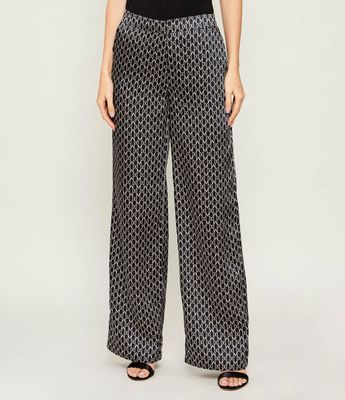 Marciano Guess - Spodnie damskie wiosenne ze sklepu: Gomez Fashion Store w kategorii: Spodnie damskie - zdjęcie 874714-BD9-10338_MG261W000007T68