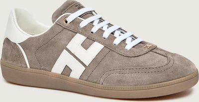 Buty sportowe damskie na wiosnę Elisabetta Franchi ze sklepu: Gomez Fashion Store w kategorii: Buty sportowe damskie - zdjęcie 874714-BD9-10338_EF261W000045A97