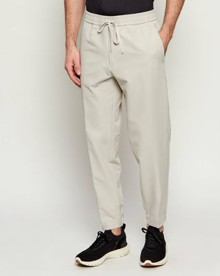 Spodnie męskie na wiosnę BOSS GREEN ze sklepu: Gomez Fashion Store w kategorii: Spodnie męskie - zdjęcie 874714-BD9-10338_BG262M000023271