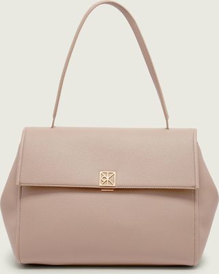Kuferek Calvin Klein ze sklepu: Gomez Fashion Store w kategorii: Kuferki - zdjęcie 874714-BD9-10338_CK262W000022E20