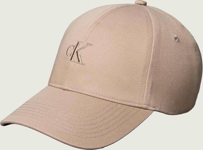 Calvin Klein - Czapka z daszkiem damska zimowy ze sklepu: Gomez Fashion Store w kategorii: Czapki z daszkiem damskie - zdjęcie 874714-BD9-10338_CK262W000059E20