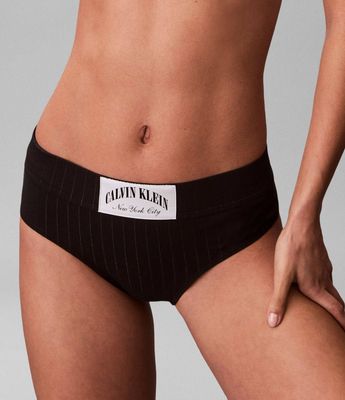 Majtki damskie Calvin Klein Underwear ze sklepu: Gomez Fashion Store w kategorii: Majtki damskie - zdjęcie 874714-BD9-10338_CU262W000030A55