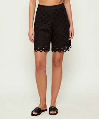 Szorty młodzieżowe MM ze sklepu: Gomez Fashion Store w kategorii: Szorty - zdjęcie 874714-BD9-10338_ML262W000042002