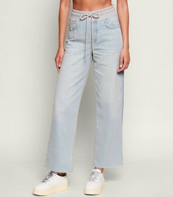 Jeansy damskie wiosenne casual Liu Jo ze sklepu: Gomez Fashion Store w kategorii: Jeansy damskie - zdjęcie 874714-BD9-10338_LJ262W00005243A