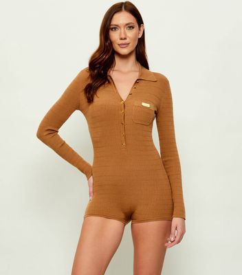 Kombinezon damski Elisabetta Franchi ze sklepu: Gomez Fashion Store w kategorii: Kombinezony damskie - zdjęcie 874714-BD9-10338_EF262W000073608