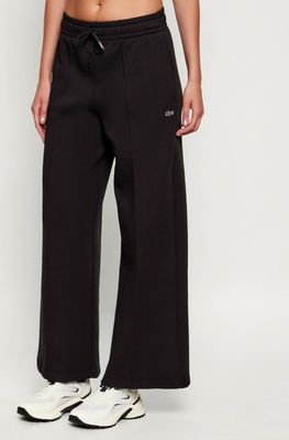 Lacoste - Spodnie damskie ze sklepu: Gomez Fashion Store w kategorii: Spodnie damskie - zdjęcie 874714-BD9-10338_LA262W000070031