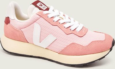 Buty sportowe damskie letnie VEJA ze sklepu: Gomez Fashion Store w kategorii: Buty sportowe damskie - zdjęcie 874714-BD9-10338_VH262W000005075