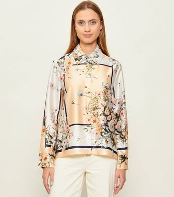 Liu Jo - Koszula damska na wiosnę ze sklepu: Gomez Fashion Store w kategorii: Koszule damskie - zdjęcie 874714-BD9-10338_LC262W00022916B