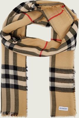 Szalik wiosenny Burberry ze sklepu: Gomez Fashion Store w kategorii: Szaliki męskie - zdjęcie 874714-BD9-10338_BE264M000011125