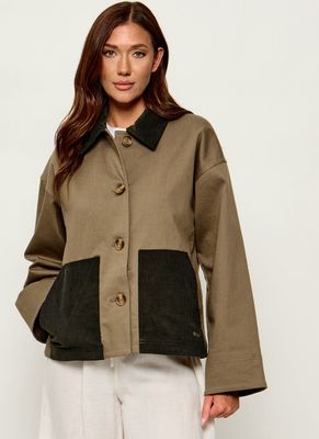 Kurtka damska casual Barbour ze sklepu: Gomez Fashion Store w kategorii: Kurtki damskie - zdjęcie 874714-BD9-10338_UR264W000003109