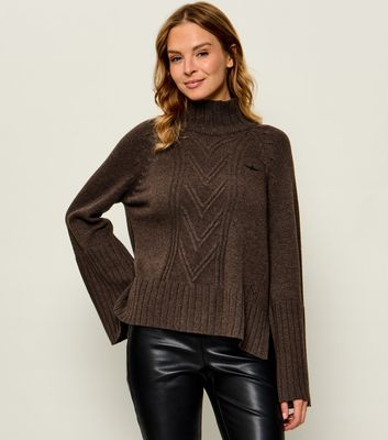Aeronautica Militare - Sweter damski elegancki ze sklepu: Gomez Fashion Store w kategorii: Swetry damskie - zdjęcie 874714-BD9-10338_AM265W000015442