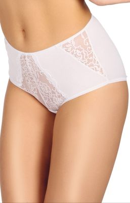 Majtki damskie eleganckie ze sklepu: Intymna w kategorii: Majtki damskie - zdjęcie 9621D59-45C-2676_181709