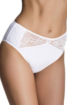 Majtki damskie eleganckie koronkowe ze sklepu: Intymna w kategorii: Majtki damskie - zdjęcie 9621D59-45C-2676_184990