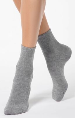 Skarpetki damskie casual ze sklepu: Intymna w kategorii: Skarpetki damskie - zdjęcie 9621D59-45C-2676_193013