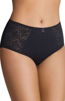 Majtki damskie eleganckie ze sklepu: Intymna w kategorii: Majtki damskie - zdjęcie 9621D59-45C-2676_207247