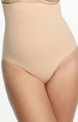 Majtki damskie ze sklepu: Intymna w kategorii: Majtki damskie - zdjęcie 9621D59-45C-2676_217446