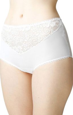 Majtki damskie w stylu klasycznym ze sklepu: Intymna w kategorii: Majtki damskie - zdjęcie 9621D59-45C-2676_236710