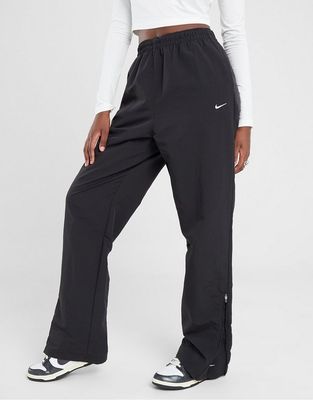 Spodnie damskie na lato Nike ze sklepu: JD Sports  w kategorii: Spodnie damskie - zdjęcie 9C9C4A-9AA-13709_FV7638-010