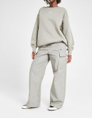 Nike - Spodnie damskie letnie ze sklepu: JD Sports  w kategorii: Spodnie damskie - zdjęcie 9C9C4A-9AA-13709_FV7643-320