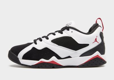 Jordan - Buty sportowe męskie na lato ze sklepu: JD Sports  w kategorii: Buty sportowe męskie - zdjęcie 9C9C4A-9AA-13709_HQ3950-103
