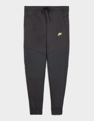 Spodnie męskie jesienne Nike ze sklepu: JD Sports  w kategorii: Spodnie męskie - zdjęcie 9C9C4A-9AA-13709_IH4303-060