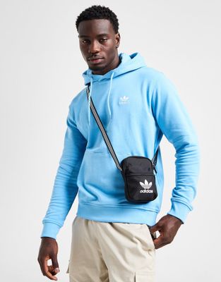 adidas - Bluza męska w sportowym stylu w stylu młodzieżowym ze sklepu: JD Sports  w kategorii: Bluzy męskie - zdjęcie 9C9C4A-9AA-13709_IJ0765