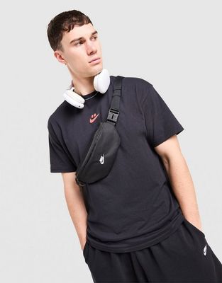 T-shirt męski jesienny Nike ze sklepu: JD Sports  w kategorii: T-shirty męskie - zdjęcie 9C9C4A-9AA-13709_IR0607-010