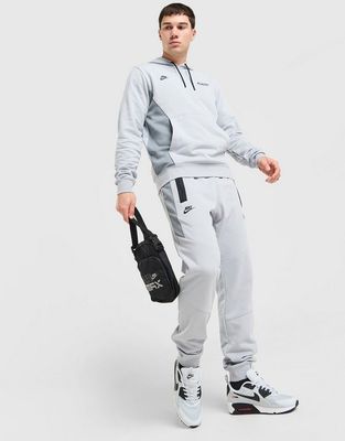 Spodnie męskie jesienne Nike ze sklepu: JD Sports  w kategorii: Spodnie męskie - zdjęcie 9C9C4A-9AA-13709_IU5681-012