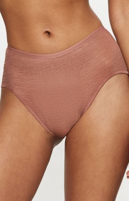 Majtki damskie z koronką Triumph ze sklepu: Primodo w kategorii: Majtki damskie - zdjęcie A0D05E-522-13421_178748