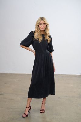NAOKO-STORE.pl - Sukienka na wiosnę oversize'owa ze sklepu: NAOKO w kategorii: Sukienki - zdjęcie A8F38C0-26C-6400_15647480840565