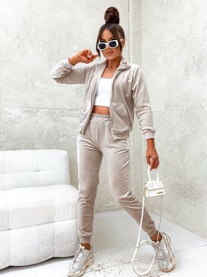 Dres damski wiosenny Olika ze sklepu: olika.com.pl w kategorii: Dresy damskie - zdjęcie AE84B5C-5EA-3073_17568