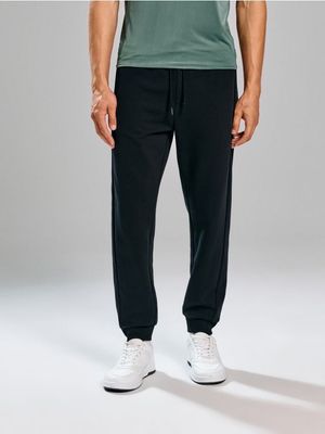 Spodnie męskie w sportowym stylu casual ze sklepu: Sinsay w kategorii: Spodnie męskie - zdjęcie CC22A15-4CA-6968_015EV