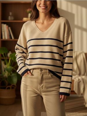 Sweter damski casualowy ze sklepu: Sinsay w kategorii: Swetry damskie - zdjęcie CC22A15-4CA-6968_058IJ