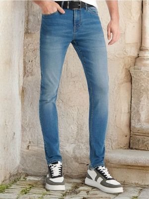 Jeansy damskie letnie ze sklepu: Sinsay w kategorii: Jeansy damskie - zdjęcie CC22A15-4CA-6968_1575O
