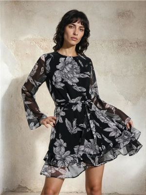 Sukienka wiosenna ze sklepu: Sinsay w kategorii: Sukienki - zdjęcie CC22A15-4CA-6968_240GY